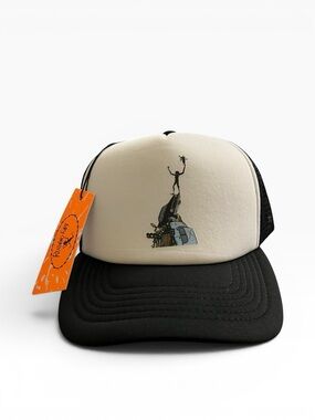 NWT Reigning Fury Creature Graphic TruckerHat